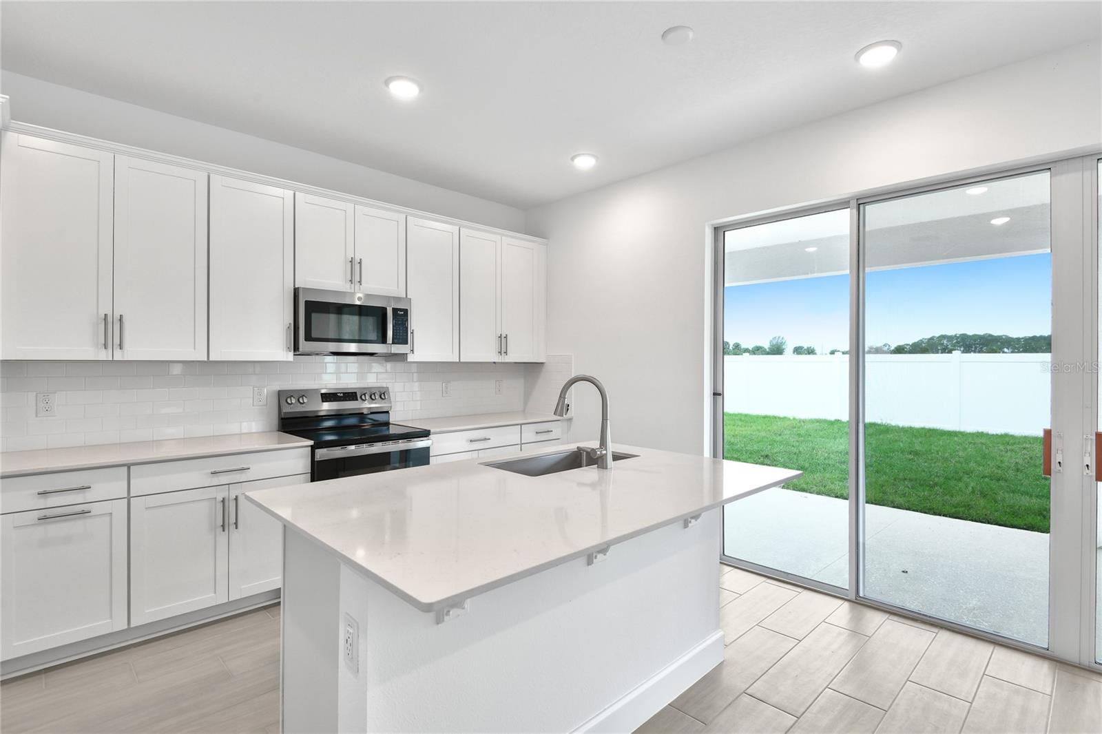 143 WATERSTONE LOOP, TAVARES, FL, 32778