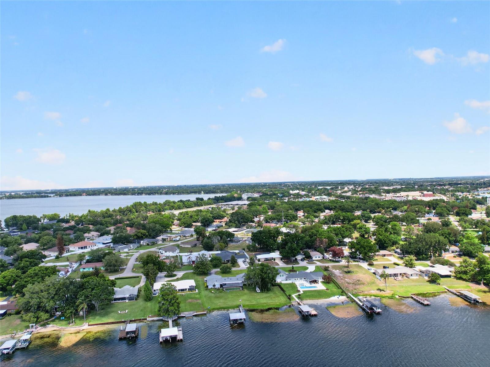 4 GROVE CT SE, WINTER HAVEN, FL, 33884