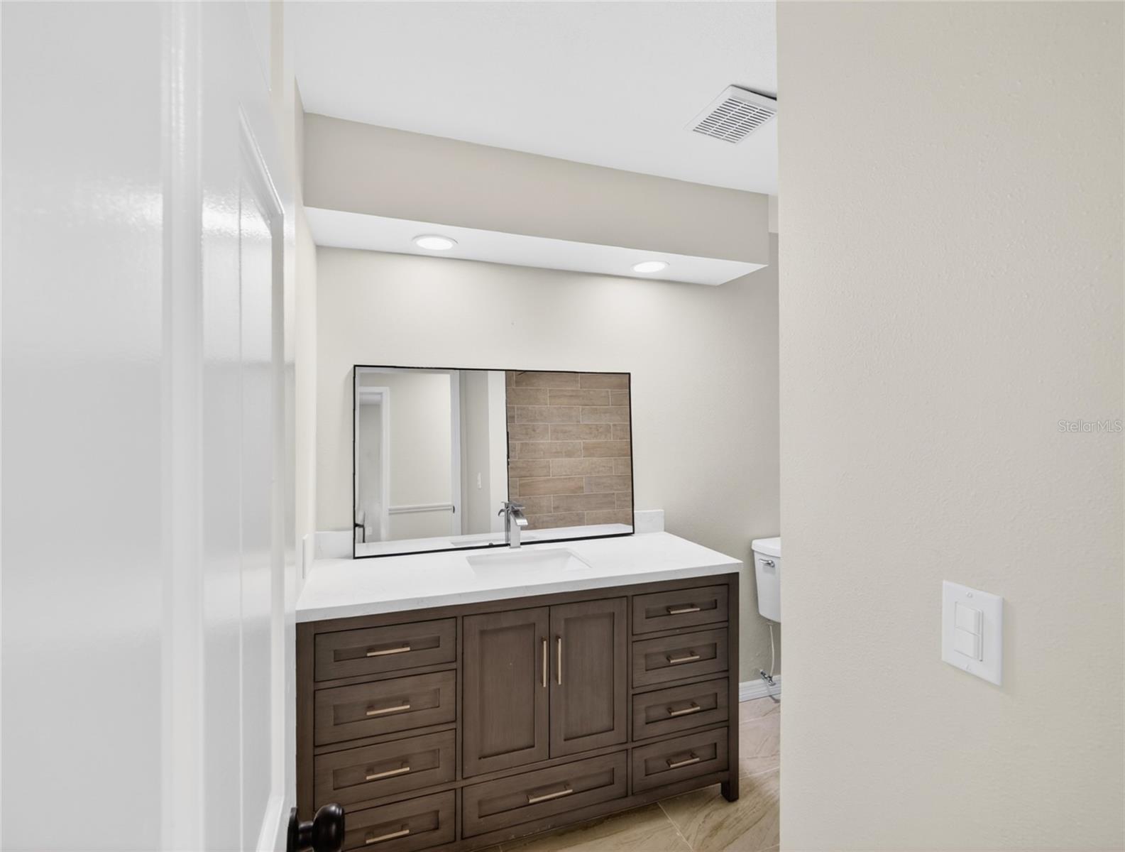 4 GROVE CT SE, WINTER HAVEN, FL, 33884