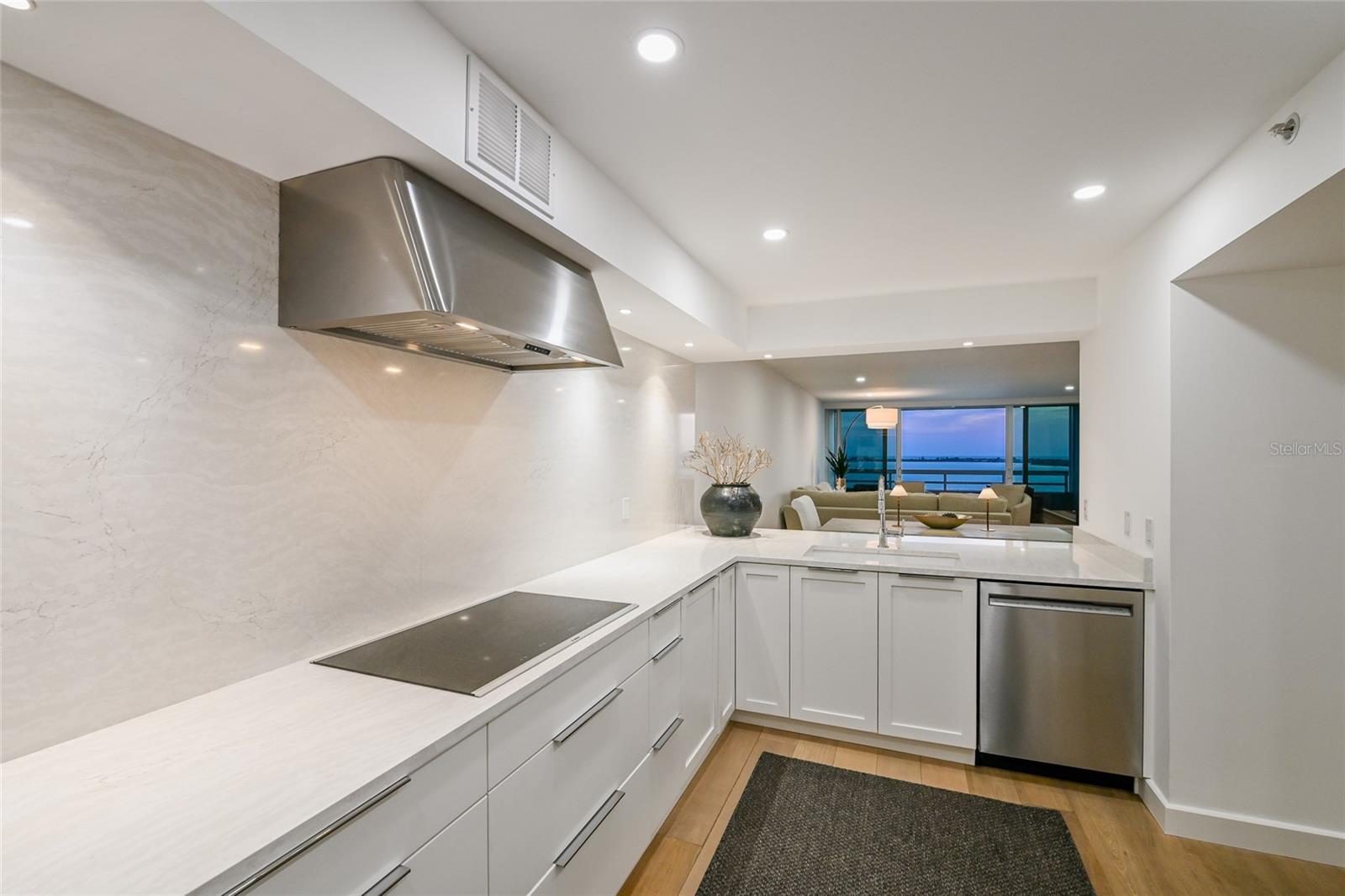 988 BLVD OF THE ARTS #1710, SARASOTA, FL, 34236