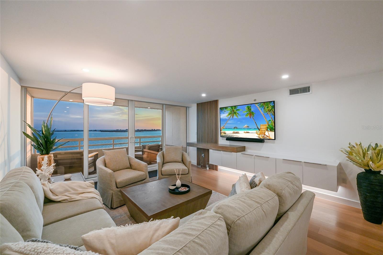 988 BLVD OF THE ARTS #1710, SARASOTA, FL, 34236
