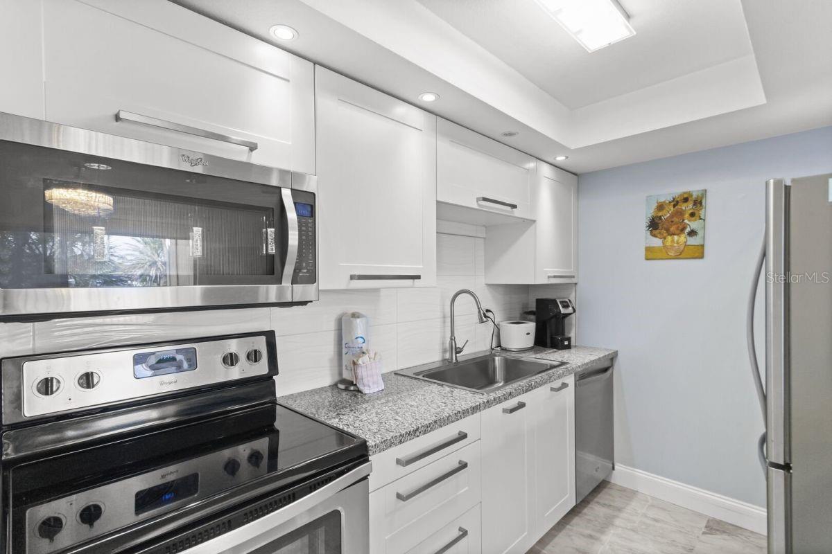 50 GULF BLVD #206, INDIAN ROCKS BEACH, FL, 33785