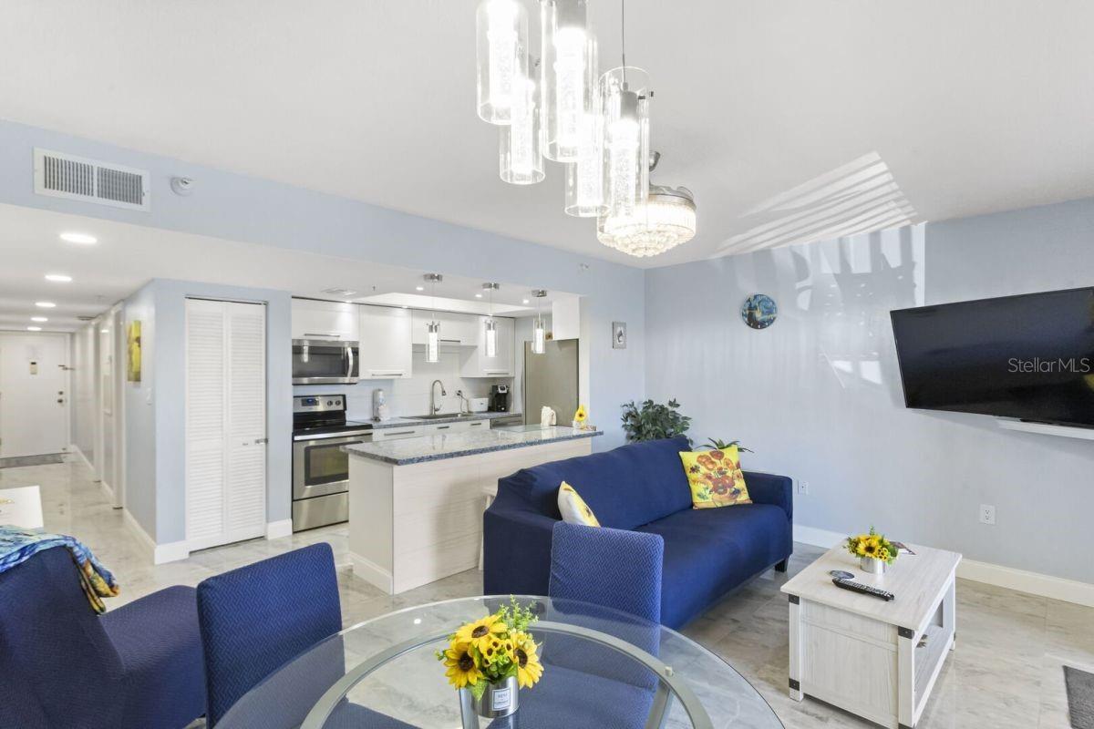 50 GULF BLVD #206, INDIAN ROCKS BEACH, FL, 33785