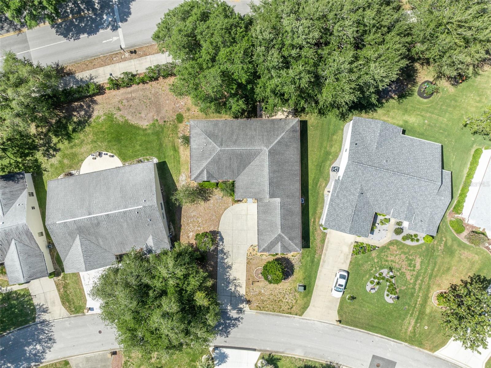 4936 SAWGRASS LAKE CIR, LEESBURG, FL, 34748