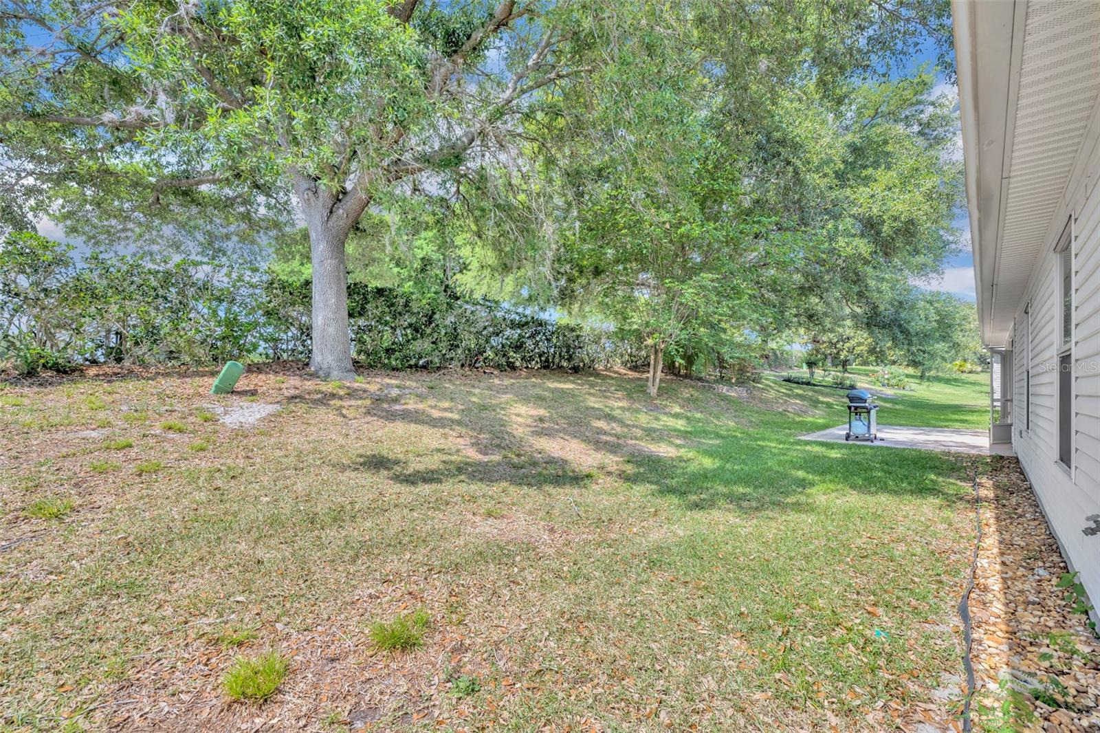 4936 SAWGRASS LAKE CIR, LEESBURG, FL, 34748