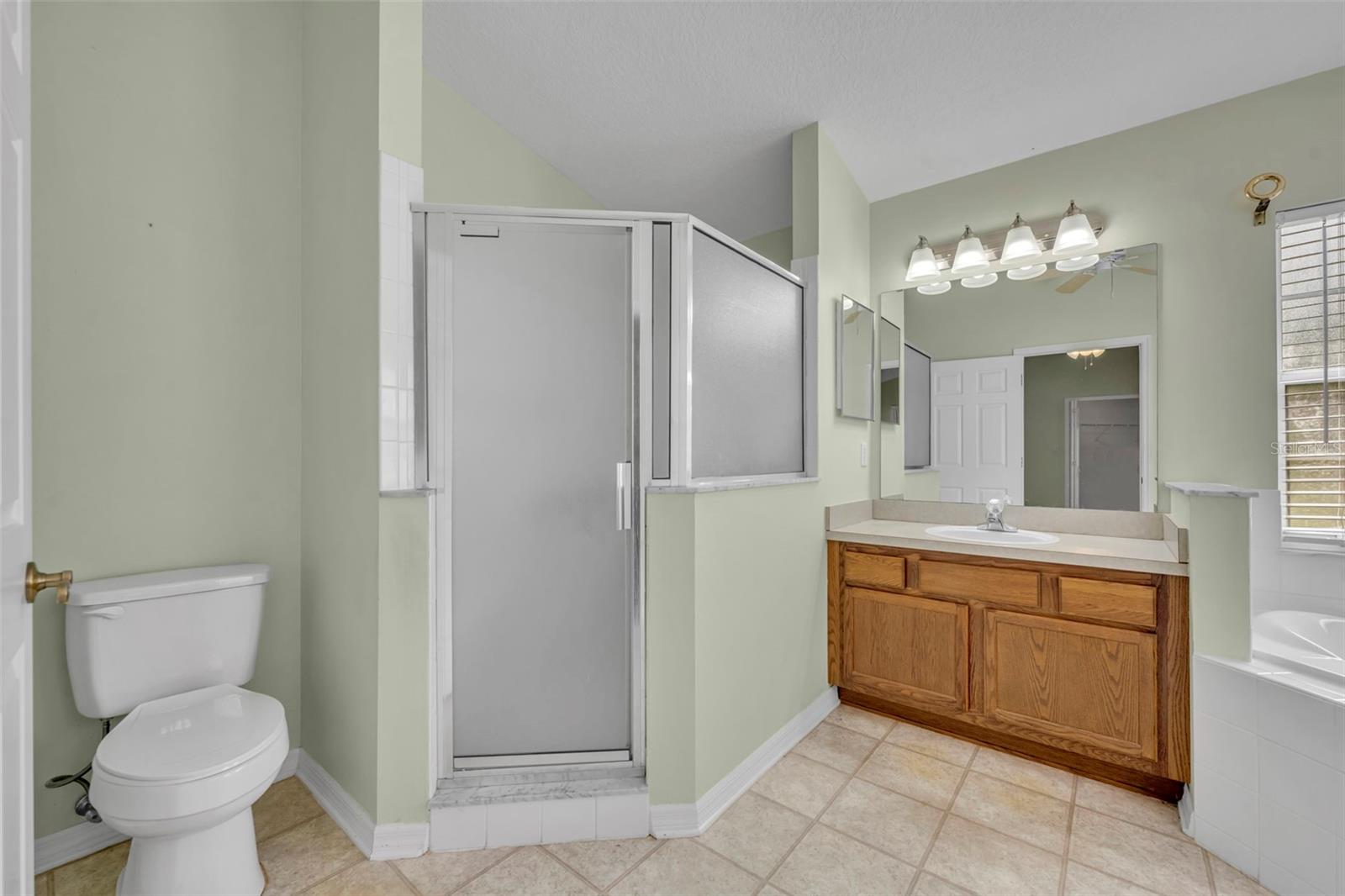 4936 SAWGRASS LAKE CIR, LEESBURG, FL, 34748