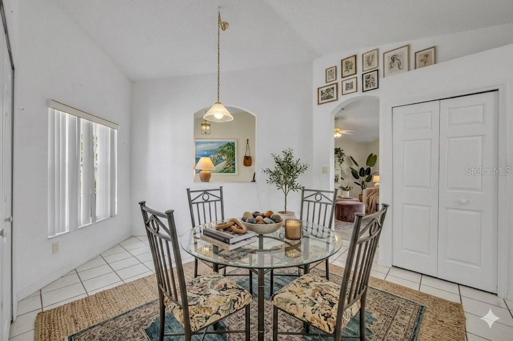 4936 SAWGRASS LAKE CIR, LEESBURG, FL, 34748