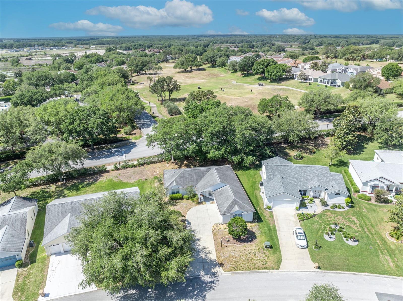 4936 SAWGRASS LAKE CIR, LEESBURG, FL, 34748