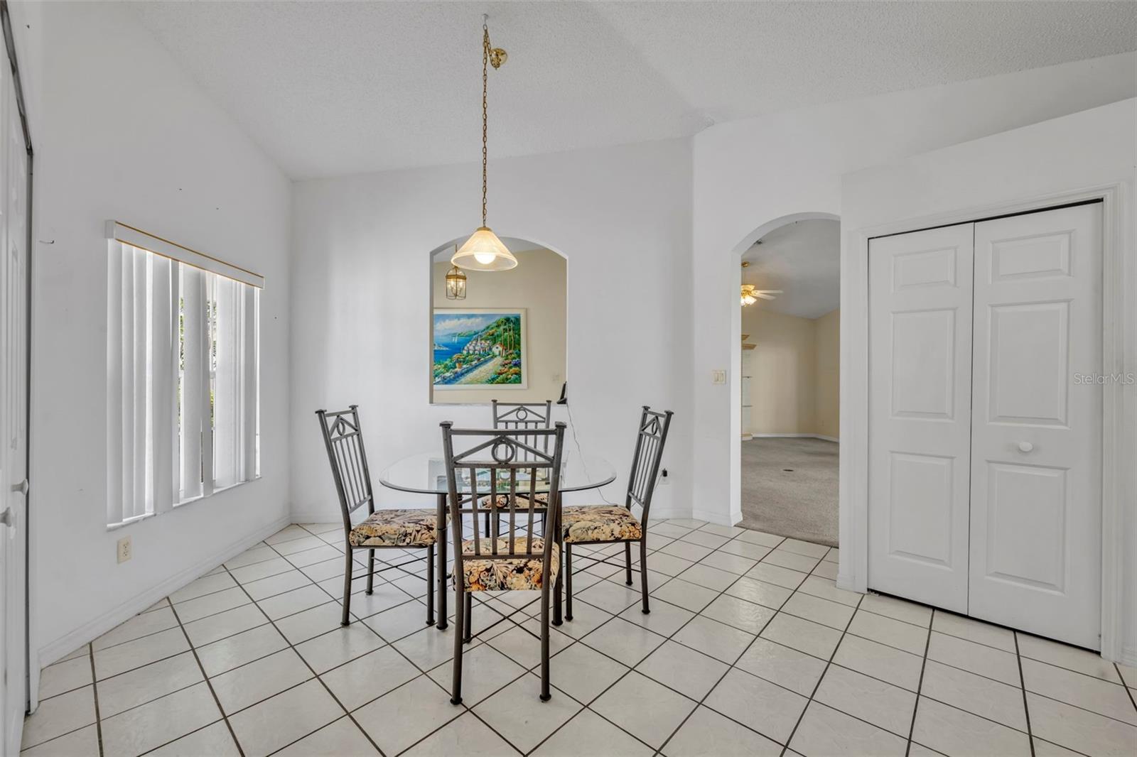 4936 SAWGRASS LAKE CIR, LEESBURG, FL, 34748