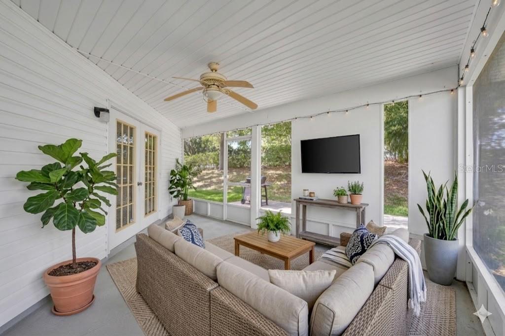 4936 SAWGRASS LAKE CIR, LEESBURG, FL, 34748