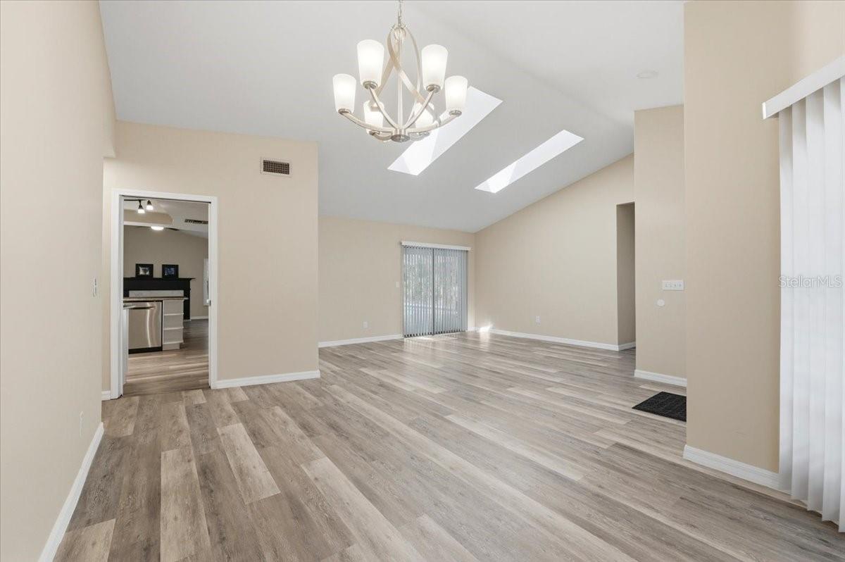 2800 HAMMOCK DR, PLANT CITY, FL, 33566