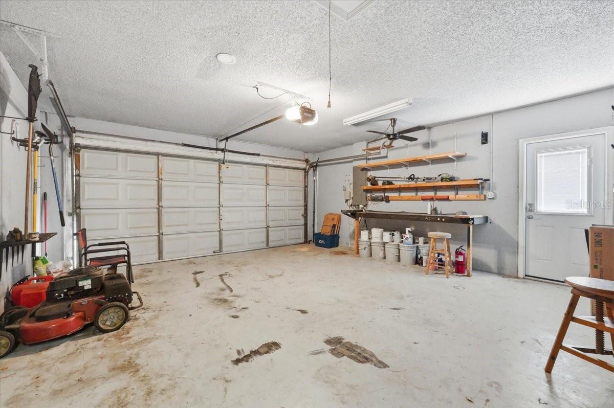 2800 HAMMOCK DR, PLANT CITY, FL, 33566