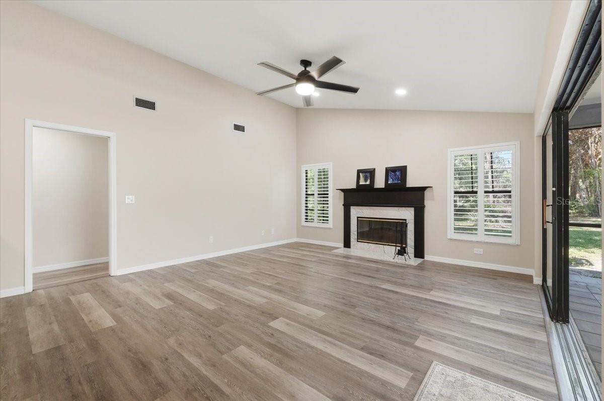 2800 HAMMOCK DR, PLANT CITY, FL, 33566