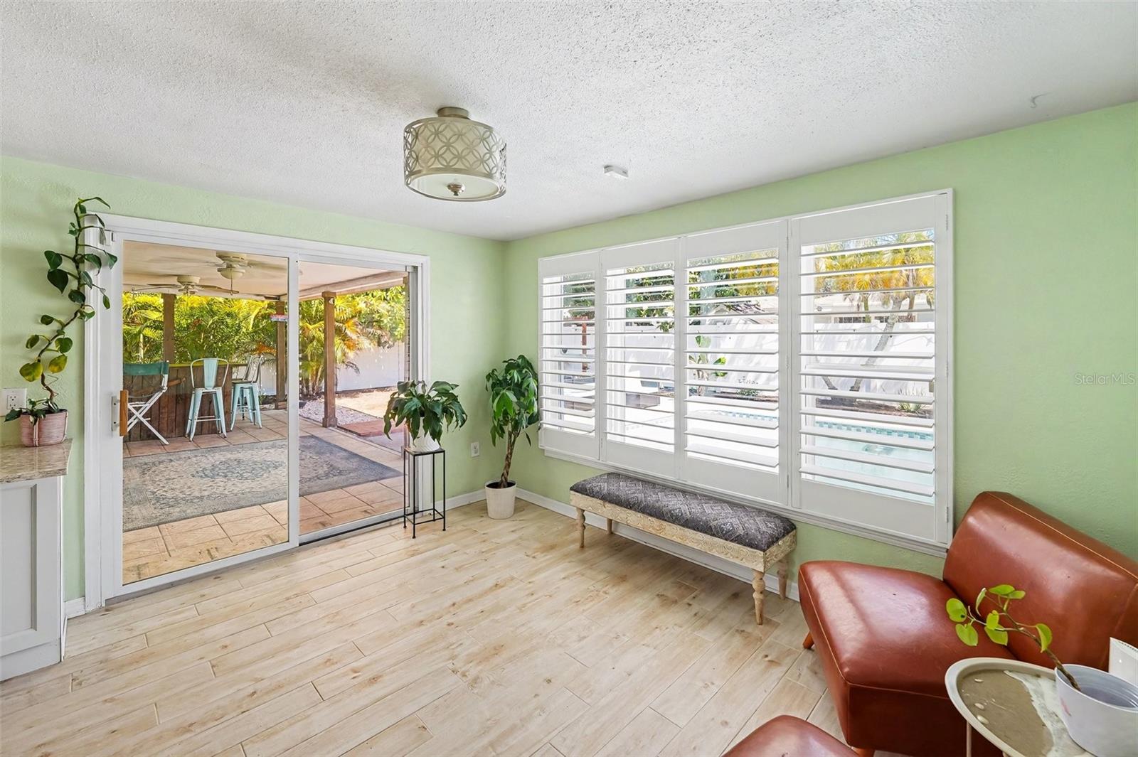 9703 48TH AVE N, ST PETERSBURG, FL, 33708