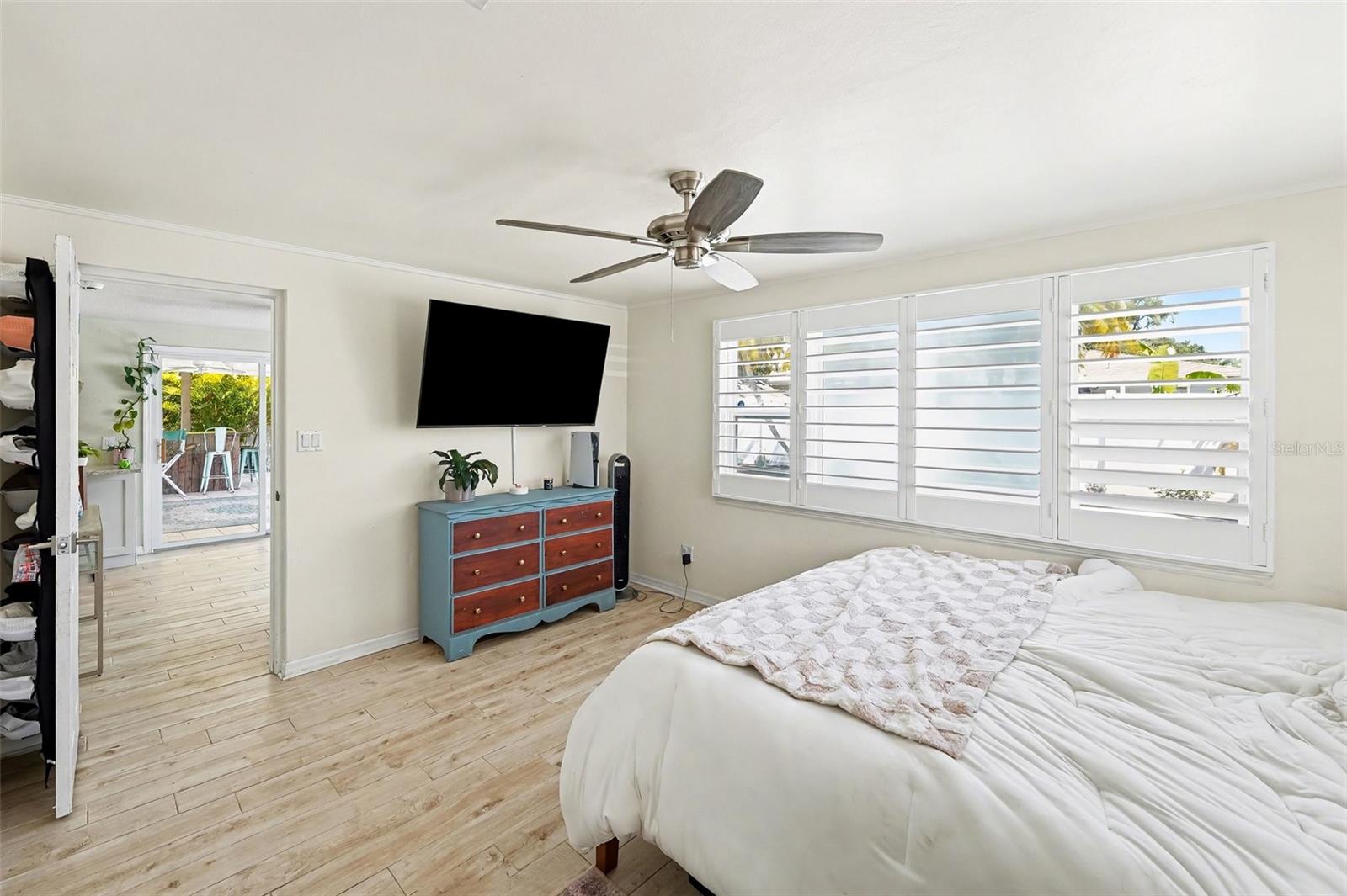 9703 48TH AVE N, ST PETERSBURG, FL, 33708