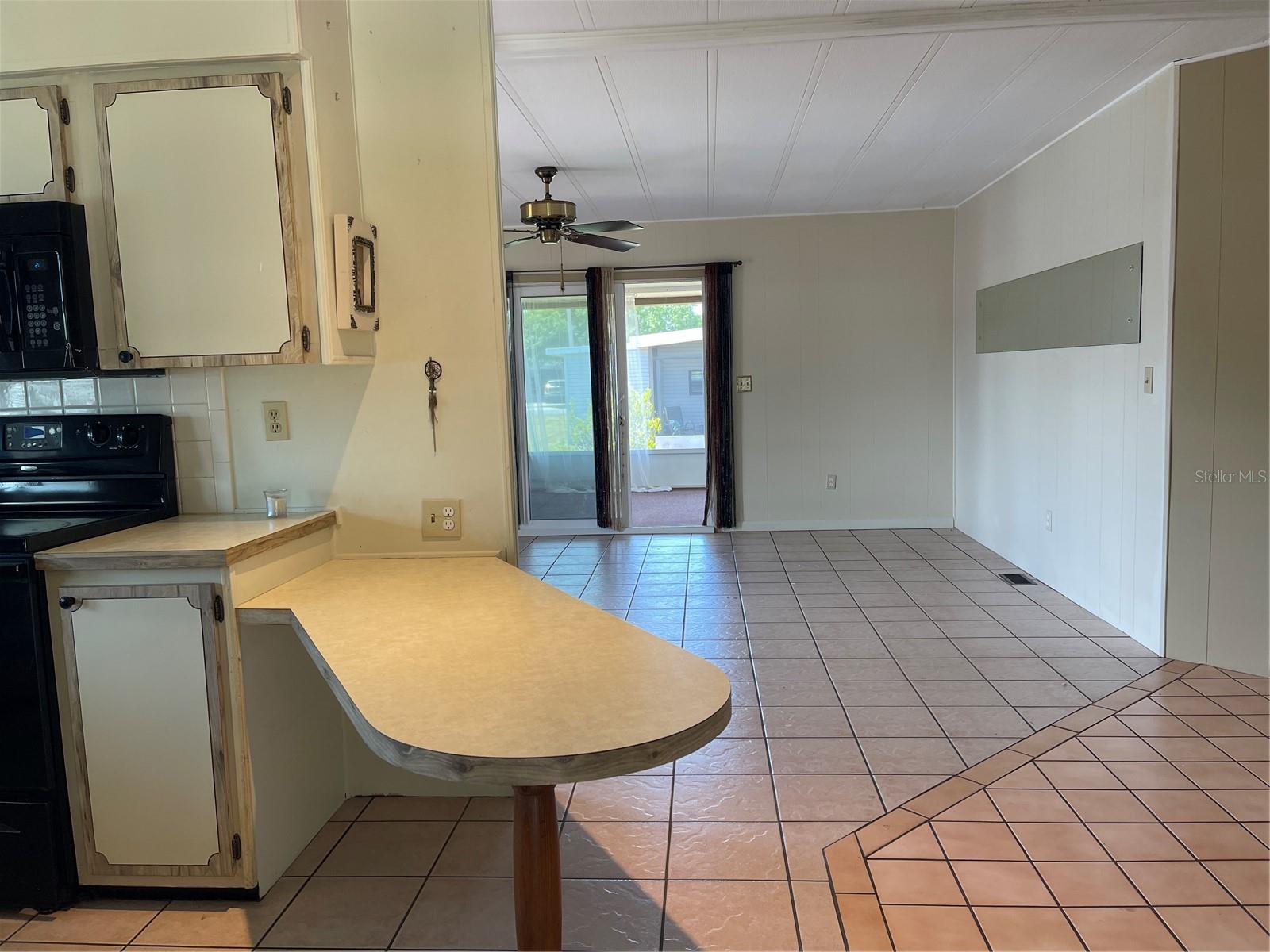 2 GROVE TRAIL, WILDWOOD, FL, 34785