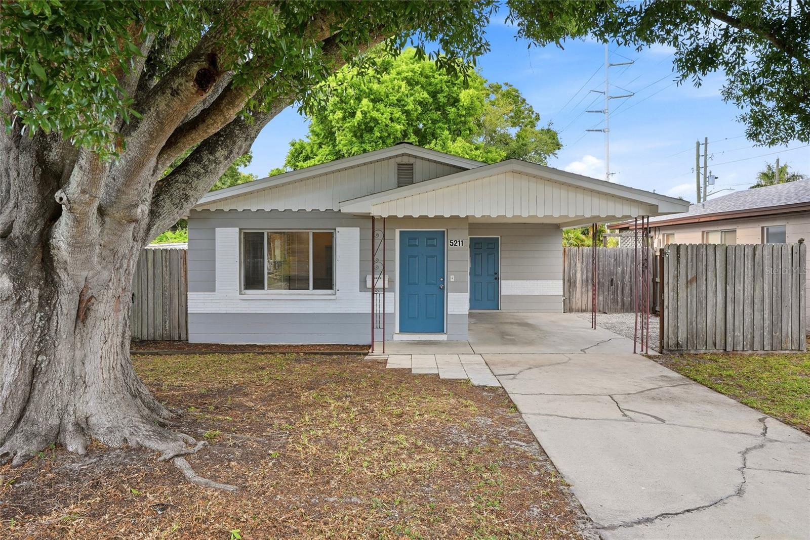 5211 7TH AVE N, ST PETERSBURG, FL, 33710