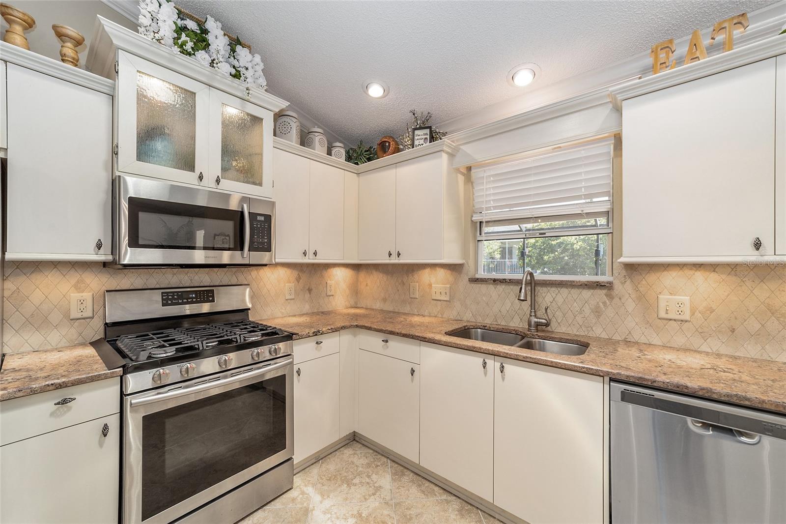 935 KENOVA AVE, THE VILLAGES, FL, 32162