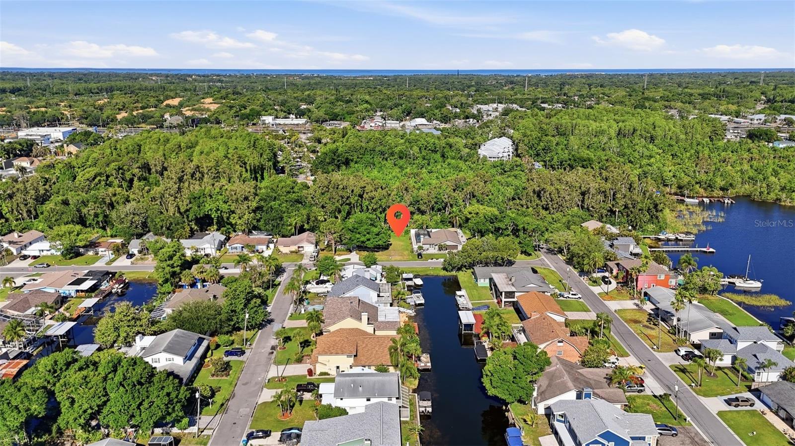 10 FRESHWATER DR, PALM HARBOR, FL, 34684