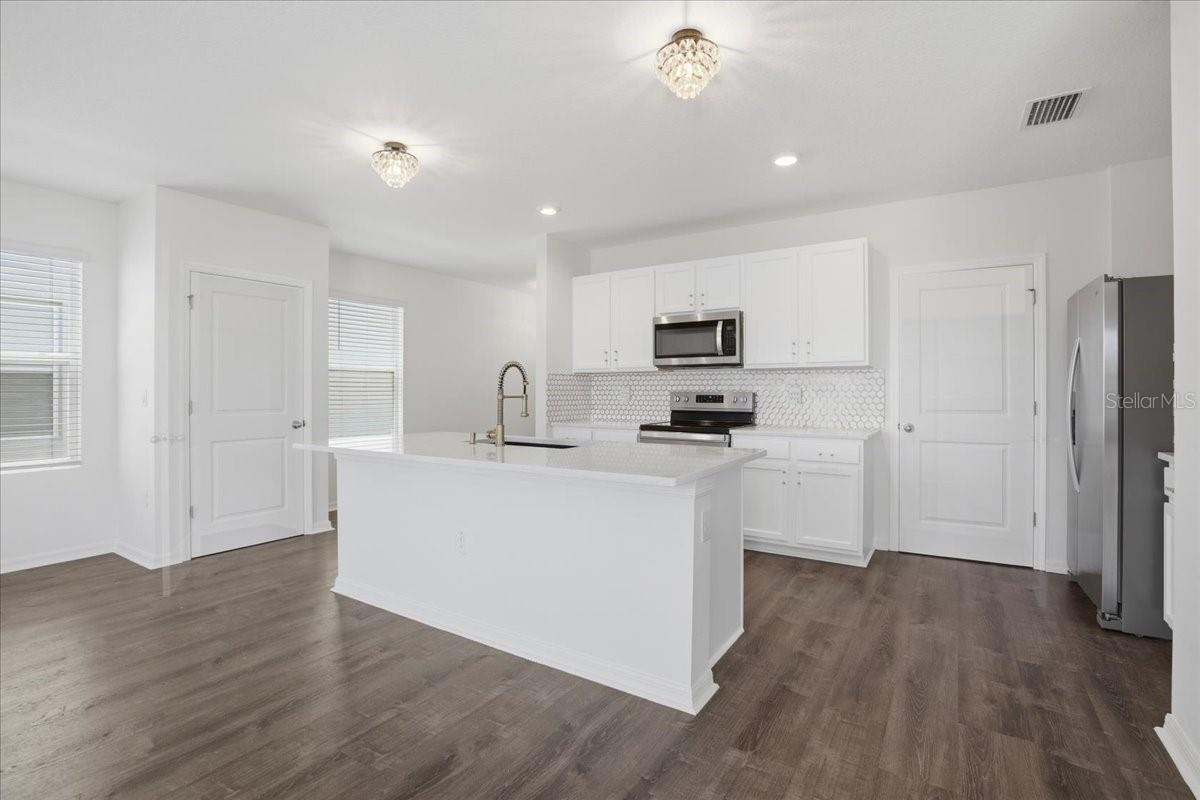 3126 SUNCOAST BLEND DR, ODESSA, FL, 33556