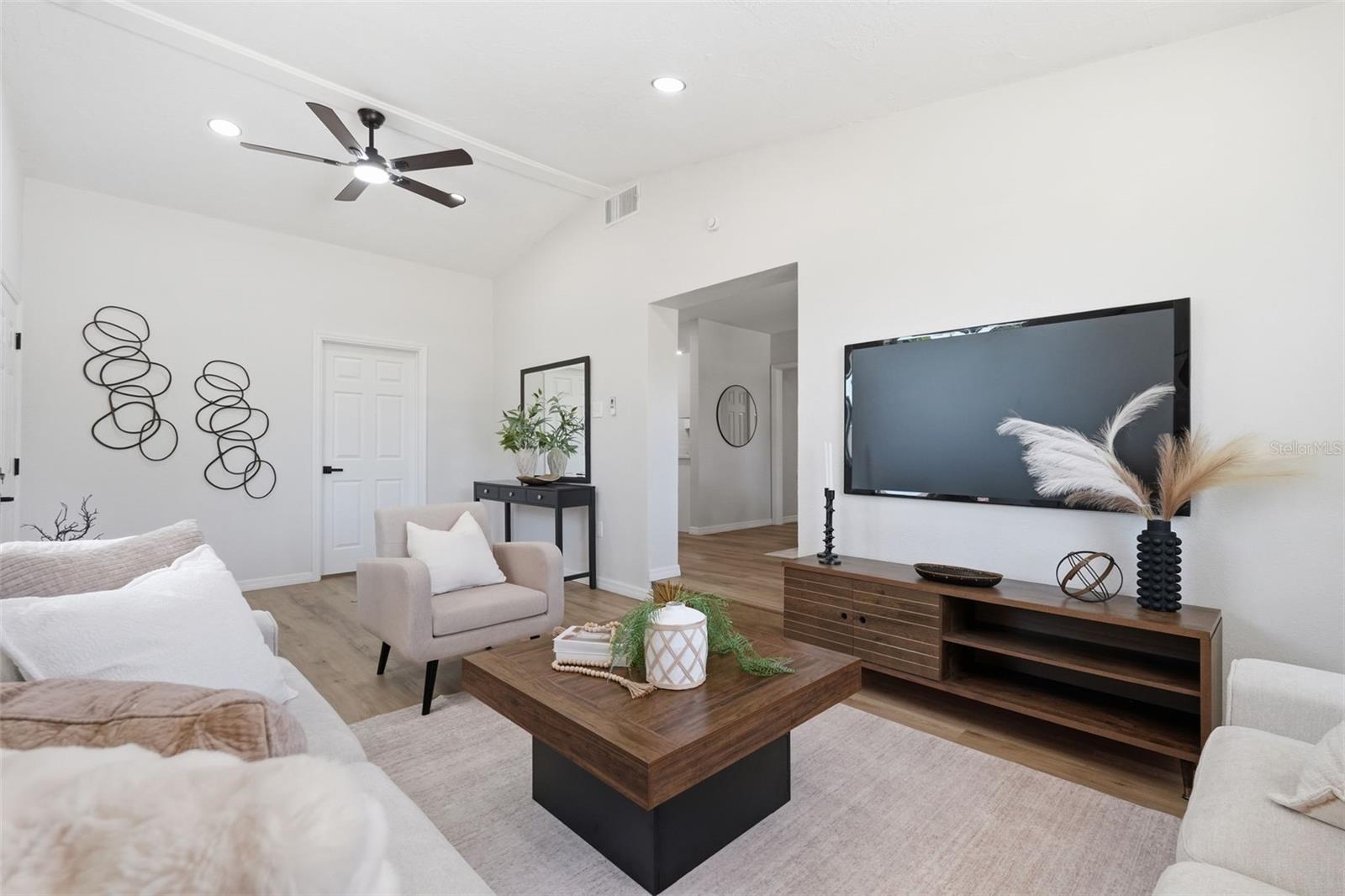 1601 STEVENSONS DR, CLEARWATER, FL, 33755