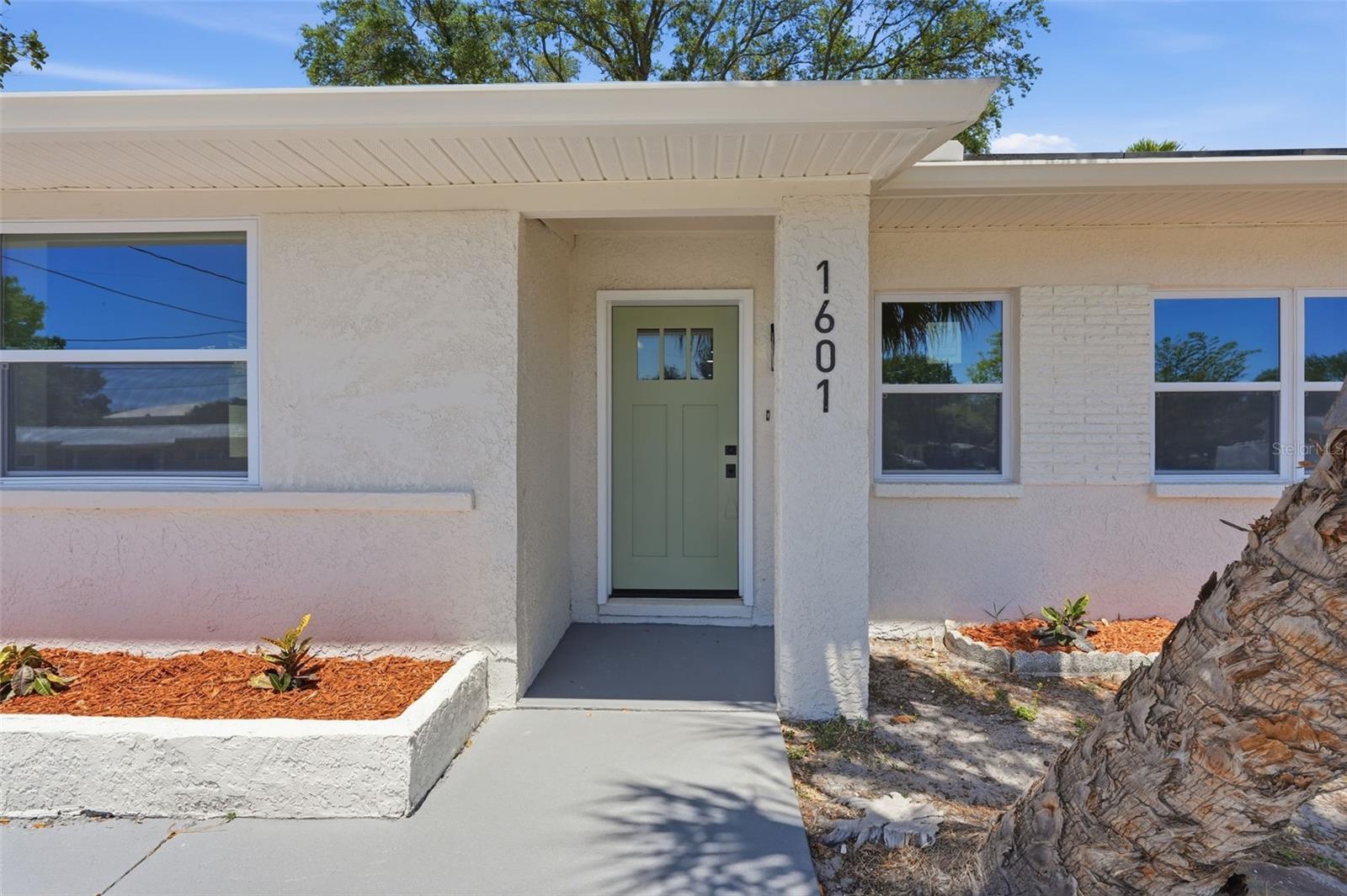 1601 STEVENSONS DR, CLEARWATER, FL, 33755