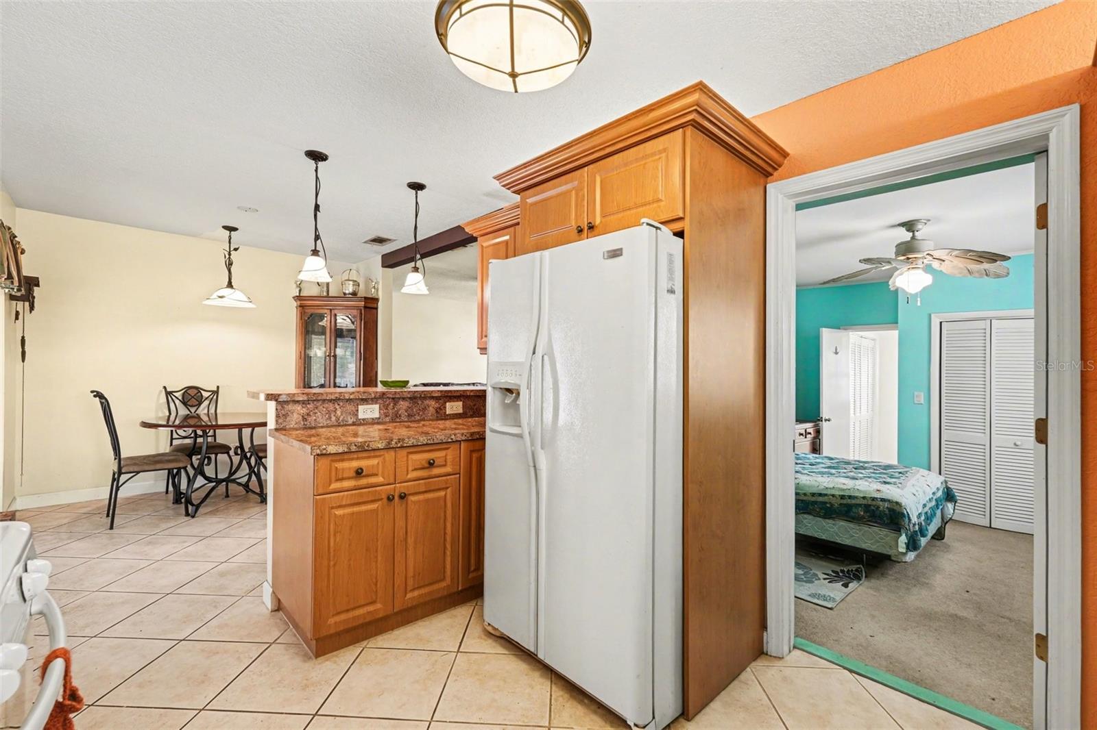 7815 N WOODLYNNE AVE, TAMPA, FL, 33614