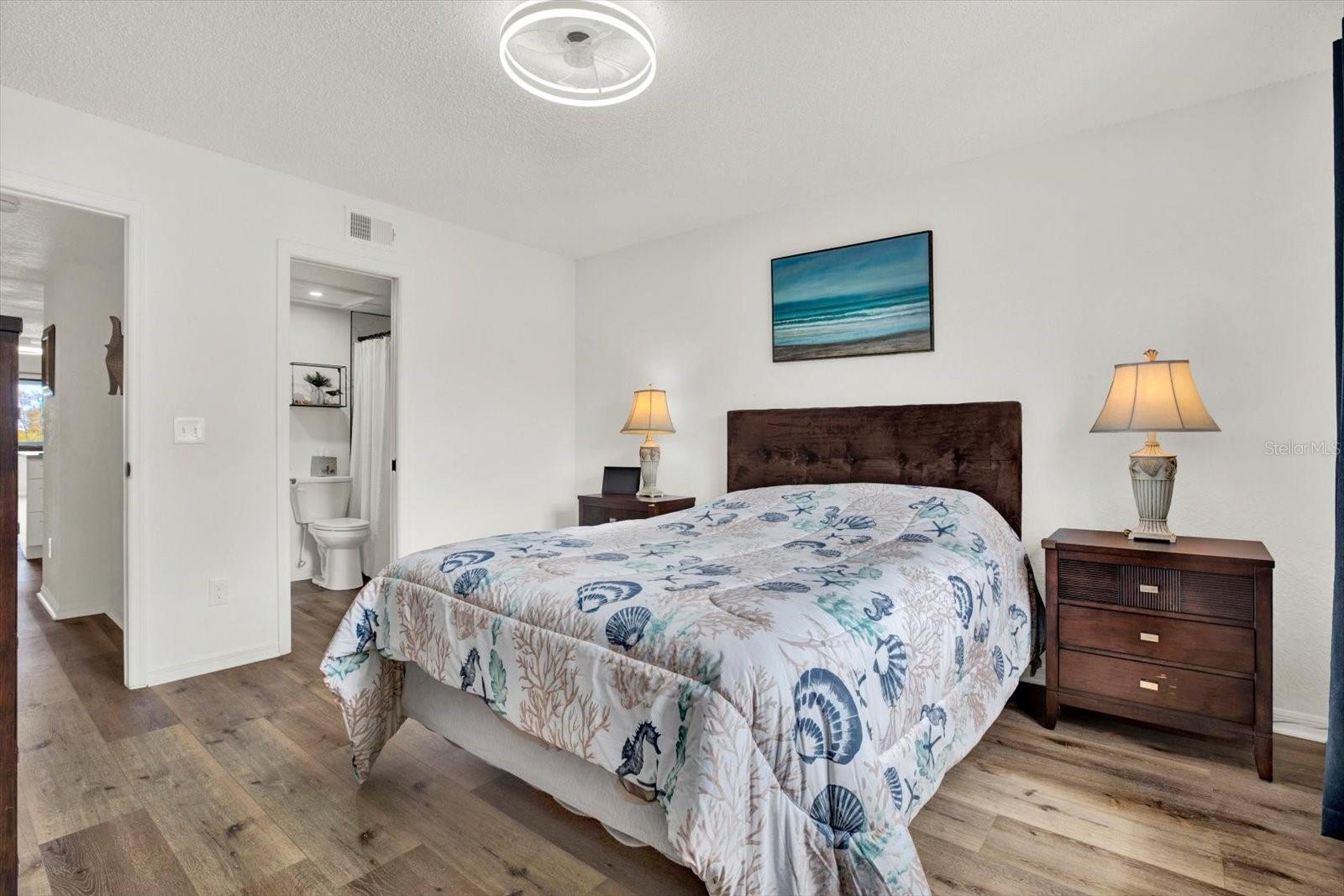9472 TARA CAY CT #2, SEMINOLE, FL, 33776