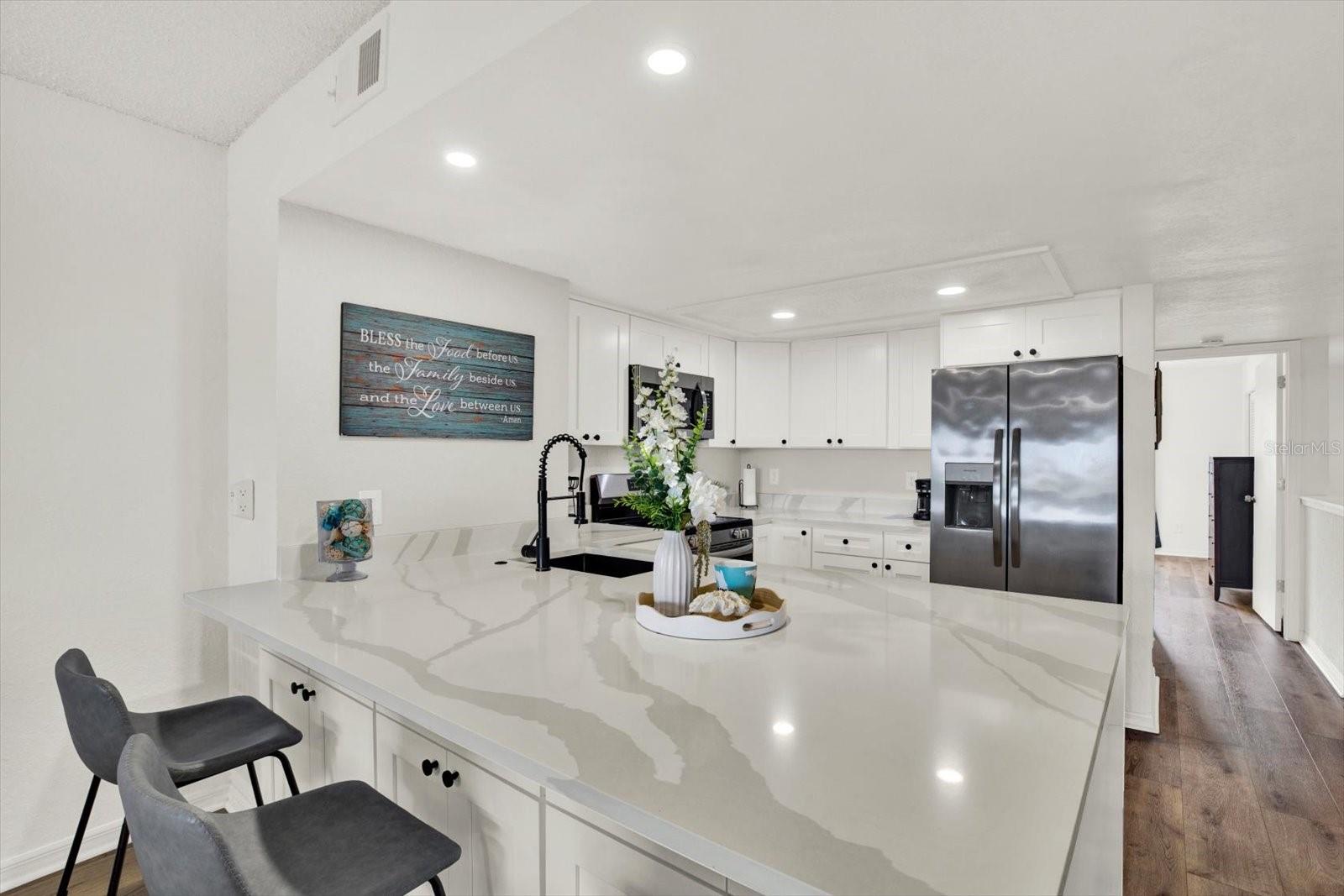 9472 TARA CAY CT #2, SEMINOLE, FL, 33776