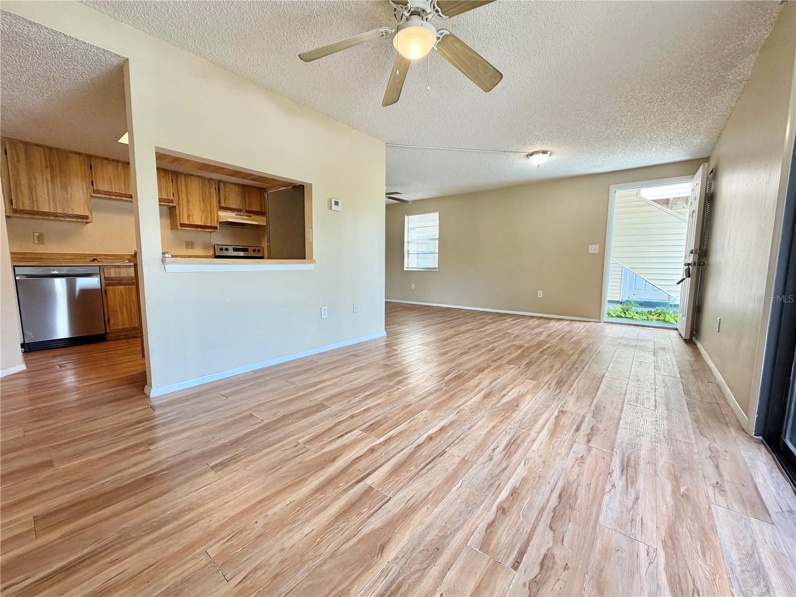 129 CAMPHOR CIR #F, OLDSMAR, FL, 34677