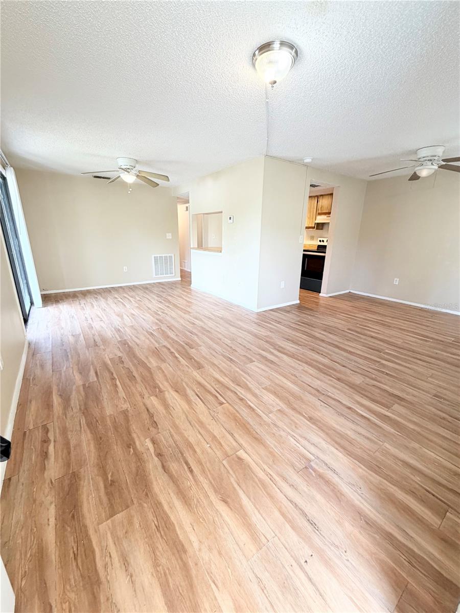 129 CAMPHOR CIR #F, OLDSMAR, FL, 34677