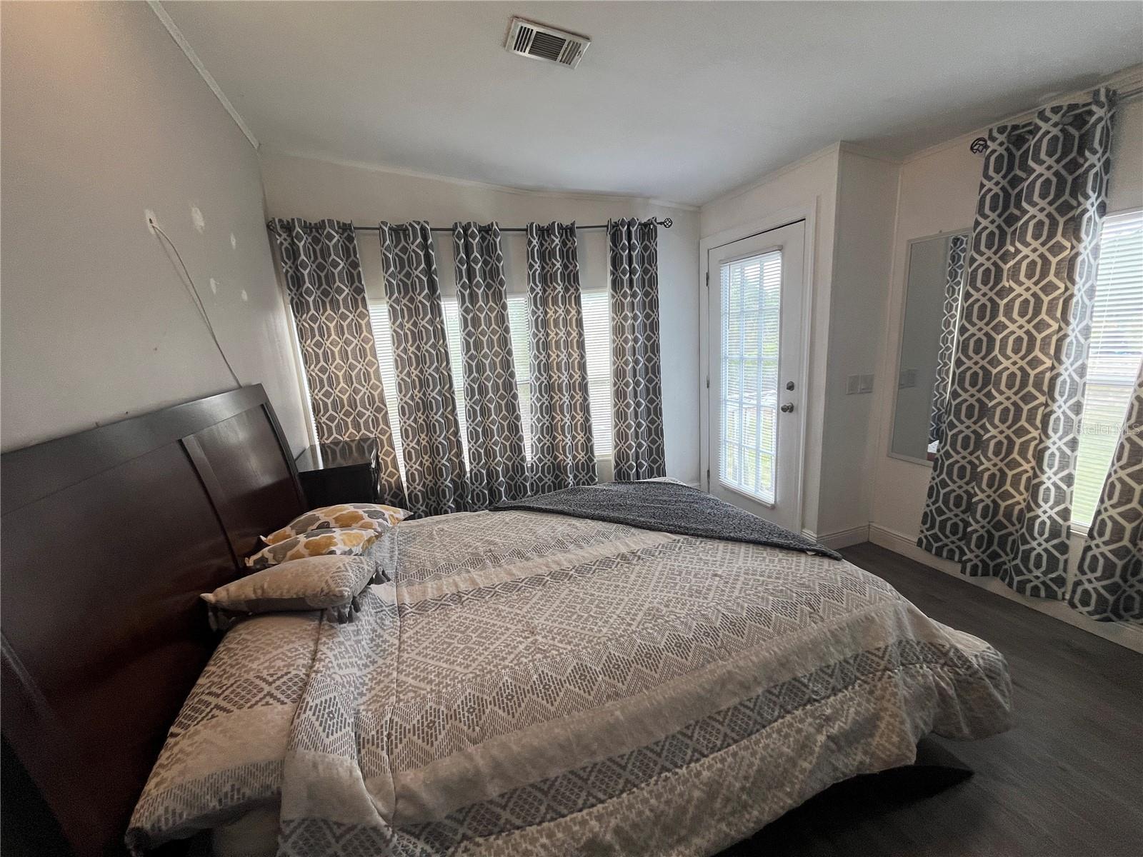 10780 STATE ROAD 60 E, LAKE WALES, FL, 33898