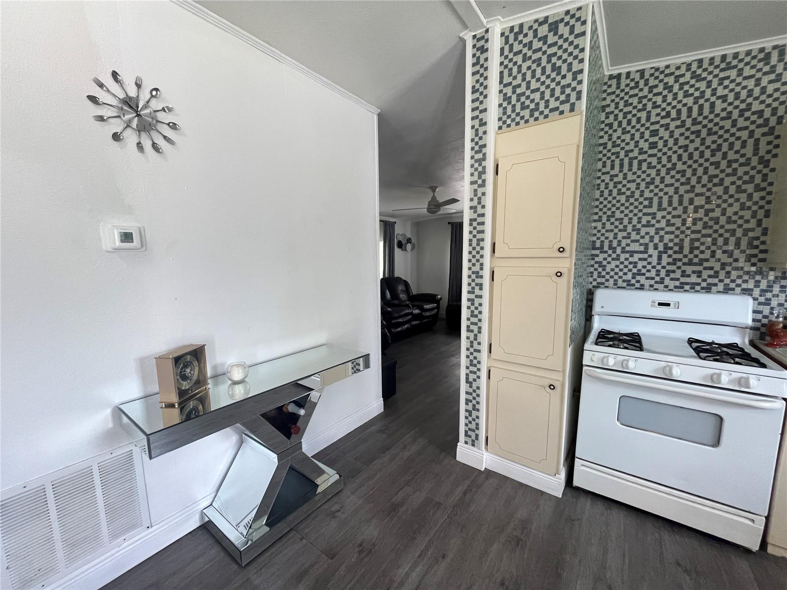 10780 STATE ROAD 60 E, LAKE WALES, FL, 33898