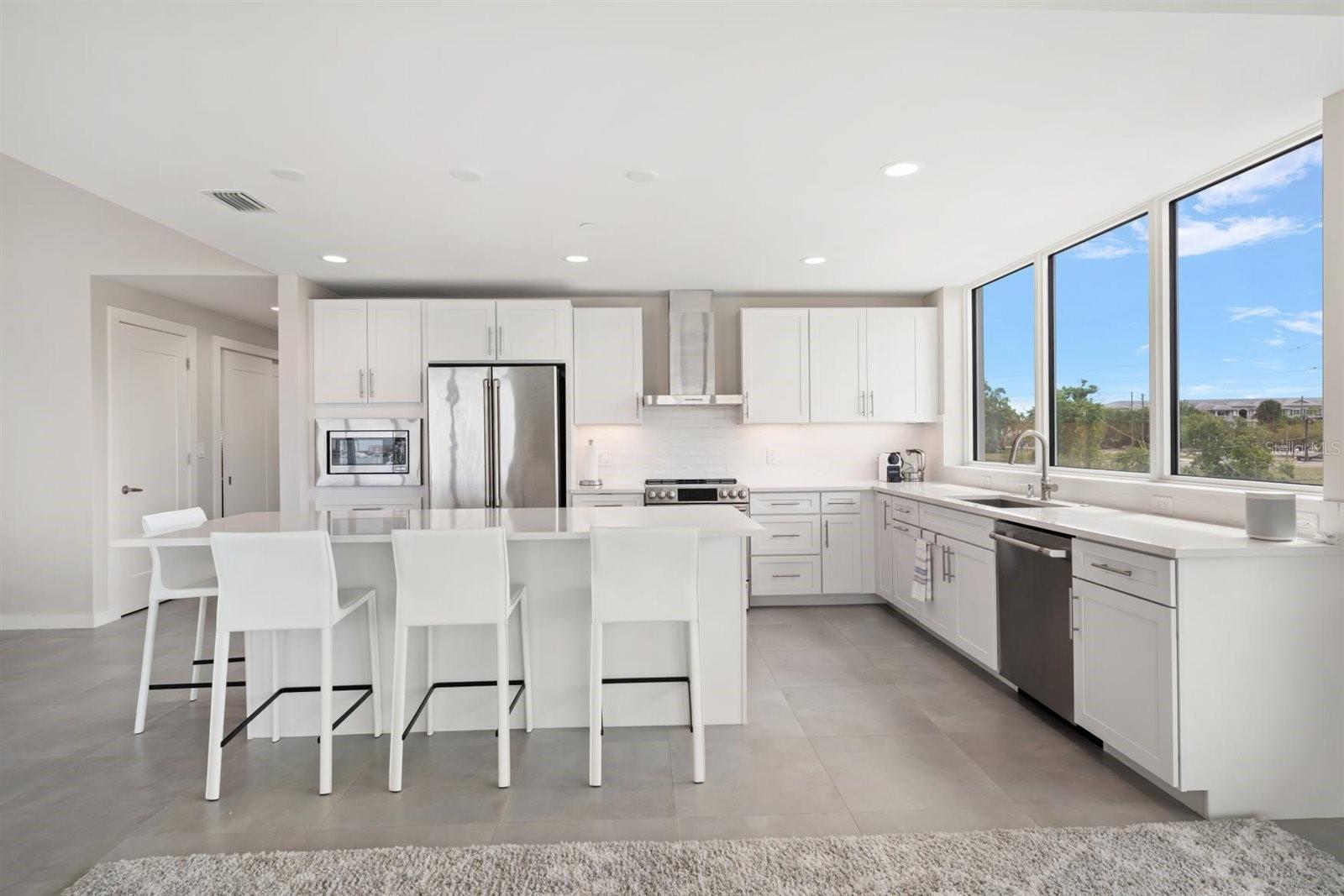 900 N OSCEOLA AVE #401, CLEARWATER, FL, 33755