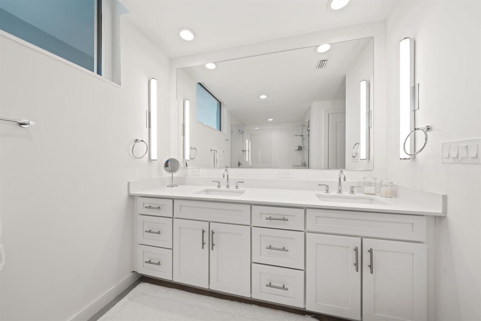 900 N OSCEOLA AVE #401, CLEARWATER, FL, 33755