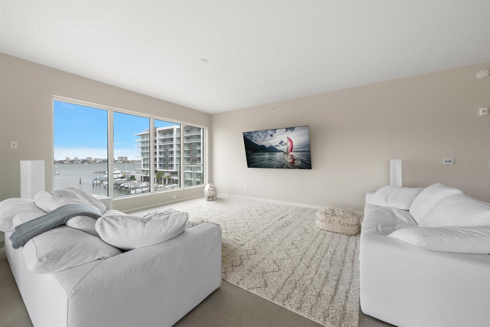 900 N OSCEOLA AVE #401, CLEARWATER, FL, 33755