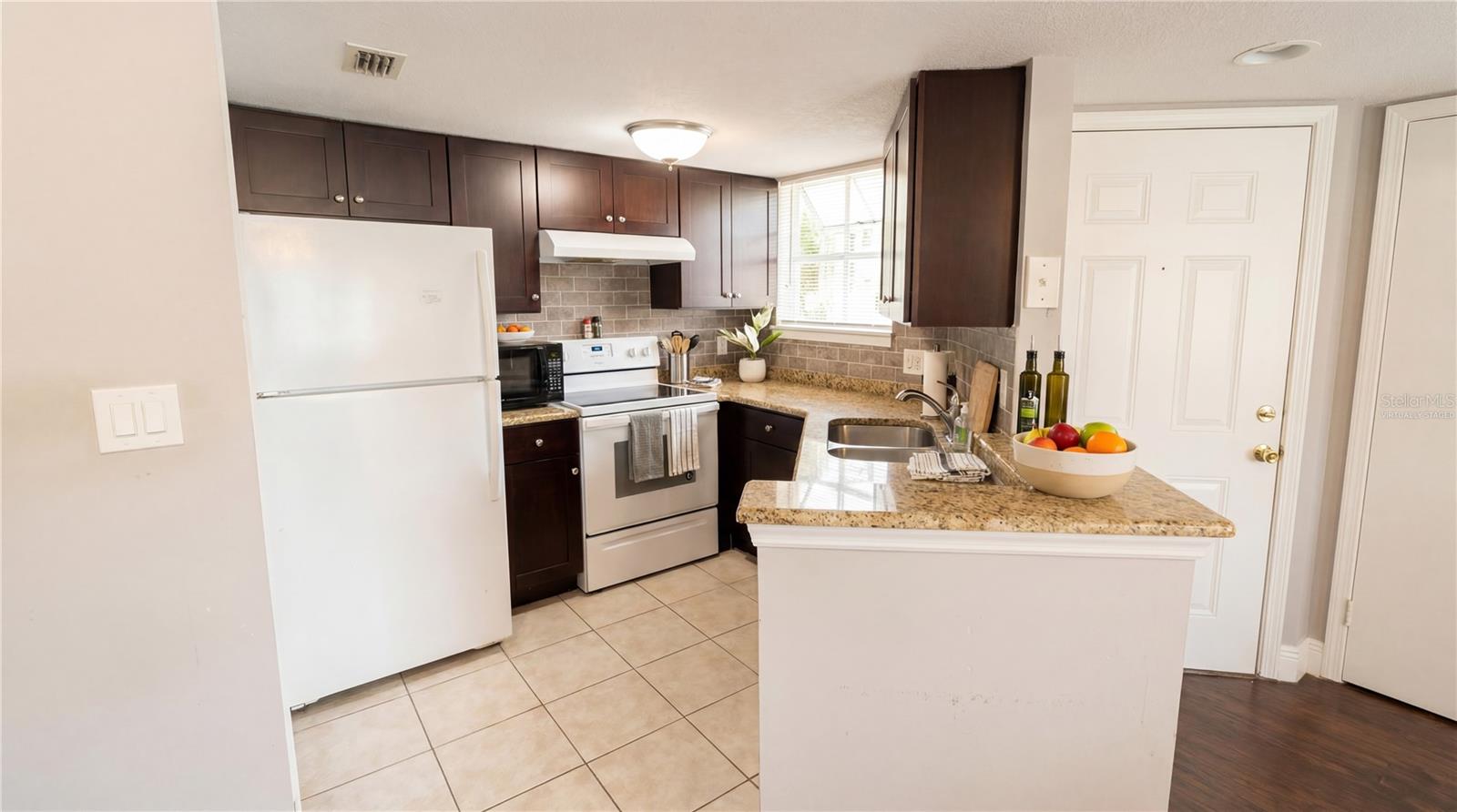 1948 LAKE ATRIUMS CIR #113, ORLANDO, FL, 32839