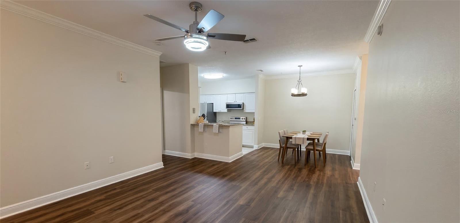 430 SOUTHERN PECAN CIR #101, WINTER GARDEN, FL, 34787