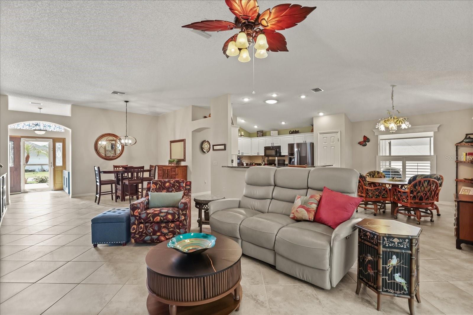 17270 SE 85TH WILLOWICK CIR, THE VILLAGES, FL, 32162