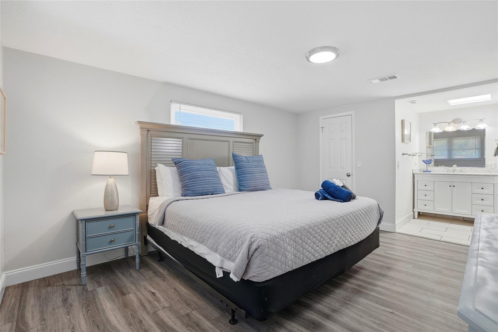 721 VILLAGE PL, BRANDON, FL, 33511