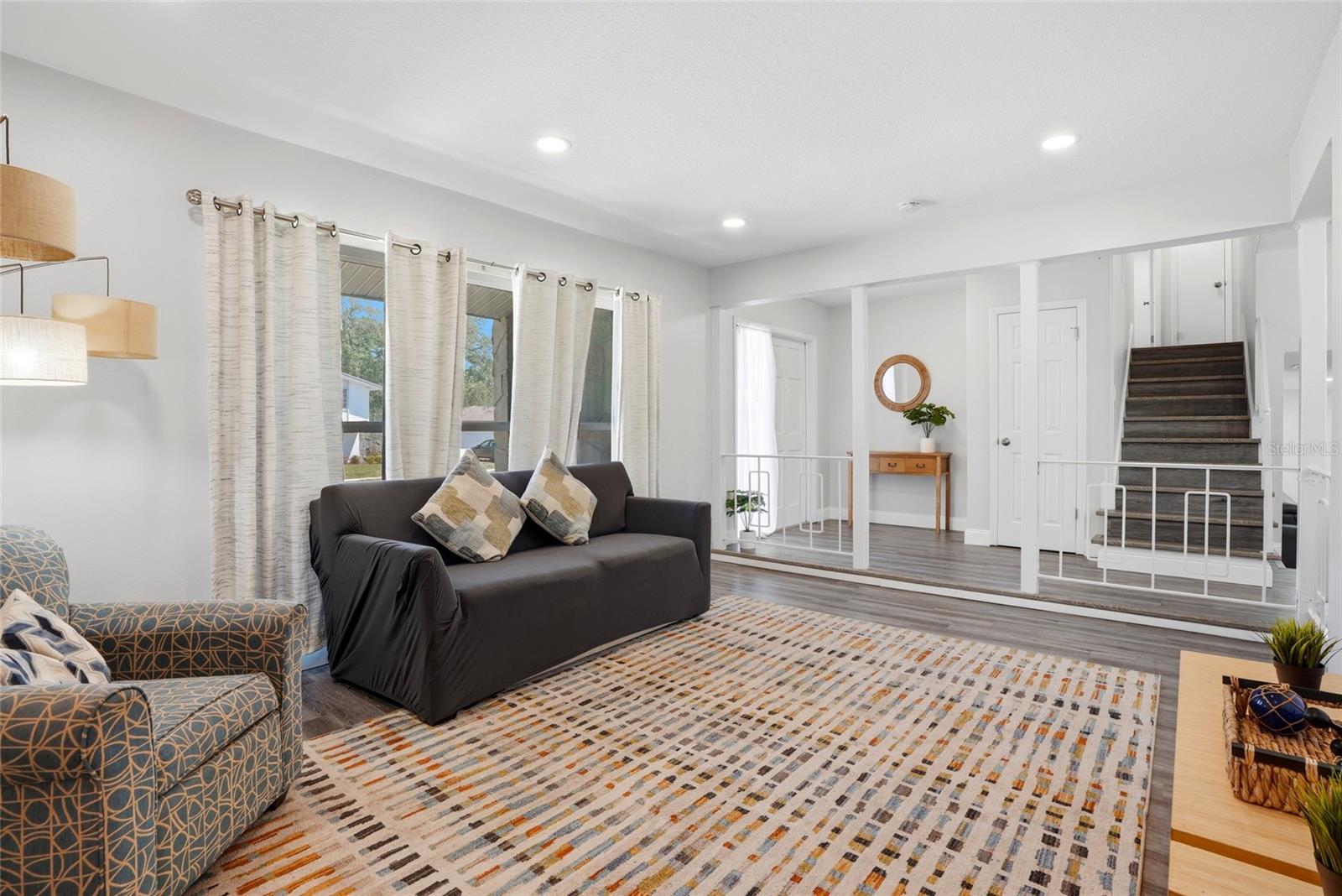 721 VILLAGE PL, BRANDON, FL, 33511