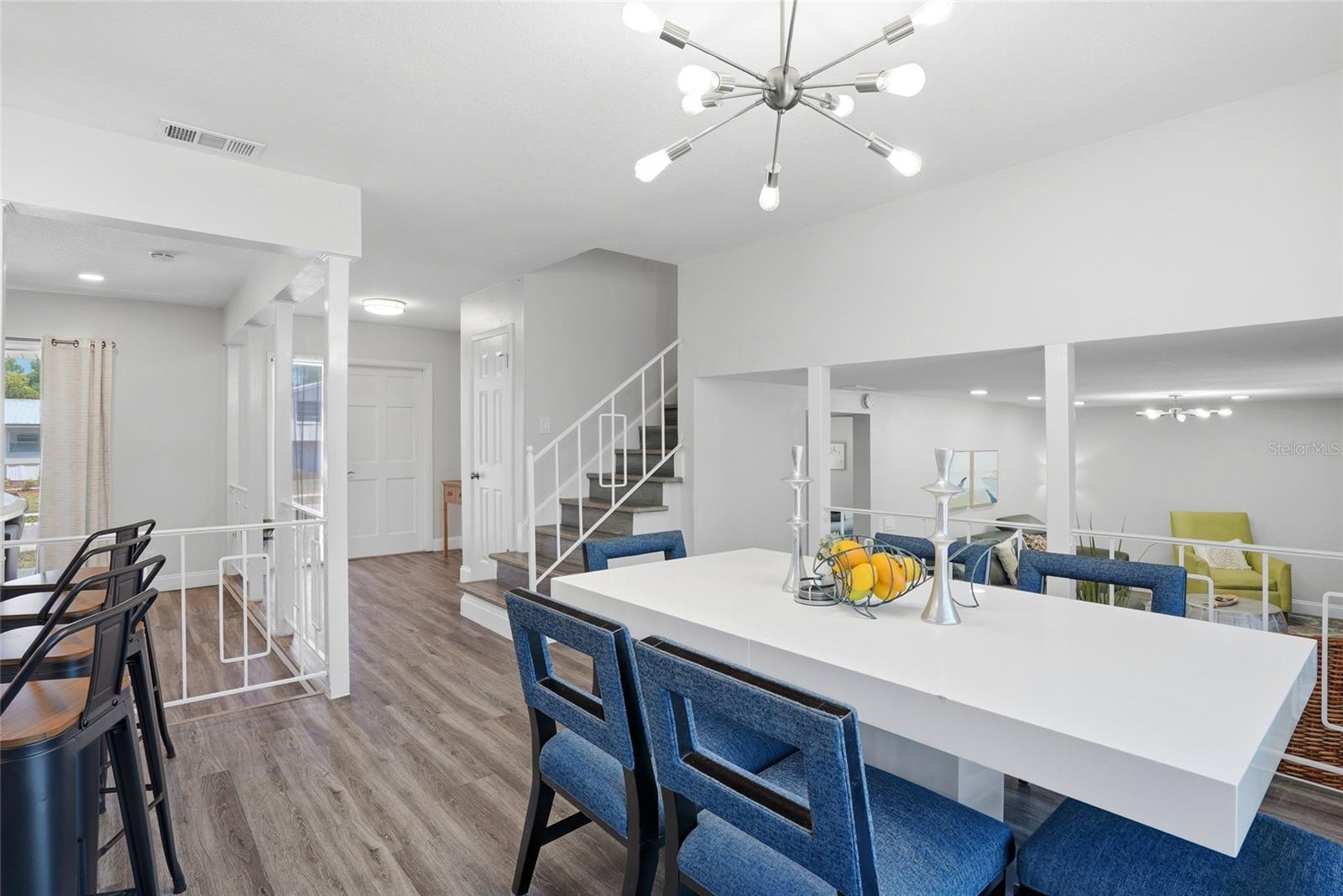 721 VILLAGE PL, BRANDON, FL, 33511