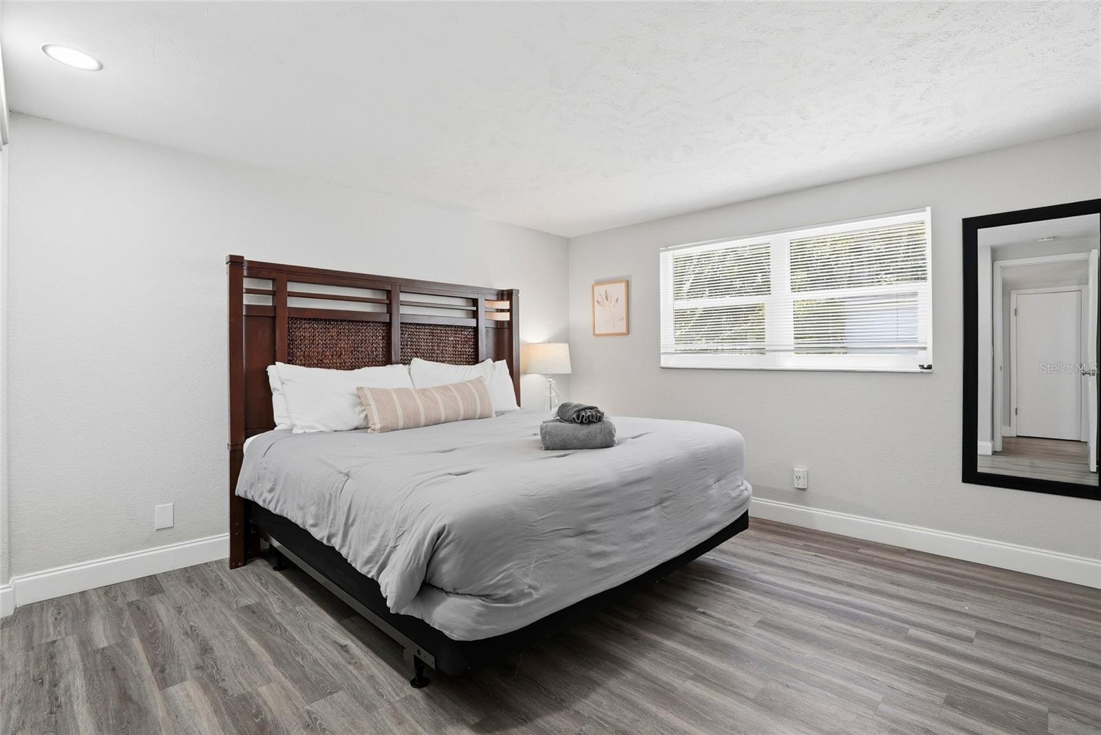 721 VILLAGE PL, BRANDON, FL, 33511