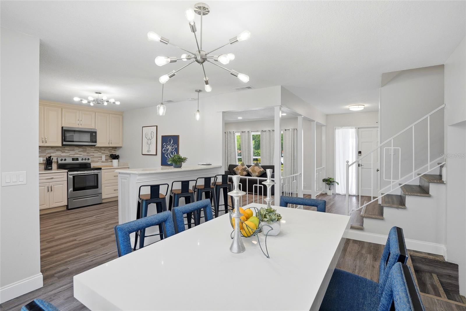 721 VILLAGE PL, BRANDON, FL, 33511