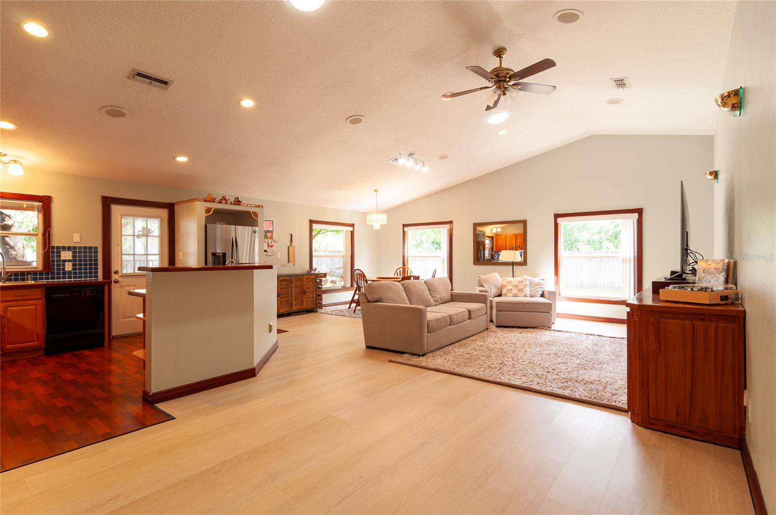 31919 HEDGEROW DR, WESLEY CHAPEL, FL, 33543