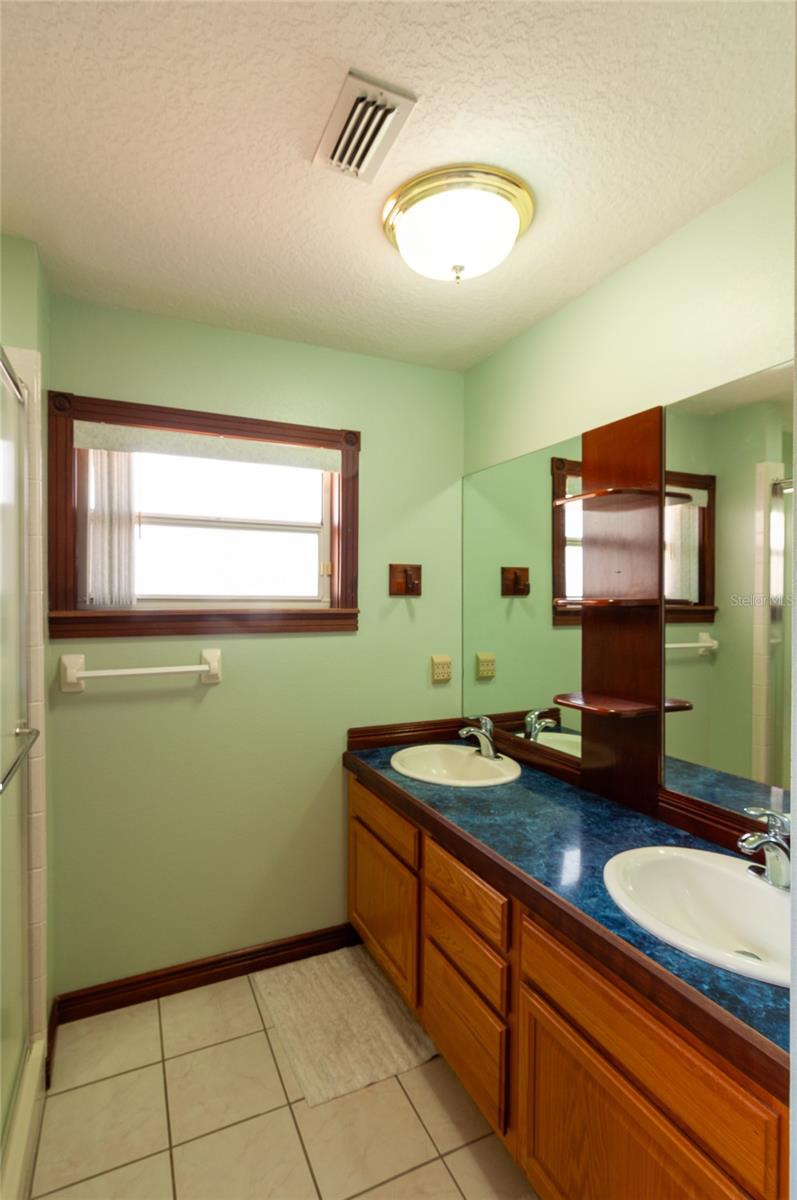 31919 HEDGEROW DR, WESLEY CHAPEL, FL, 33543