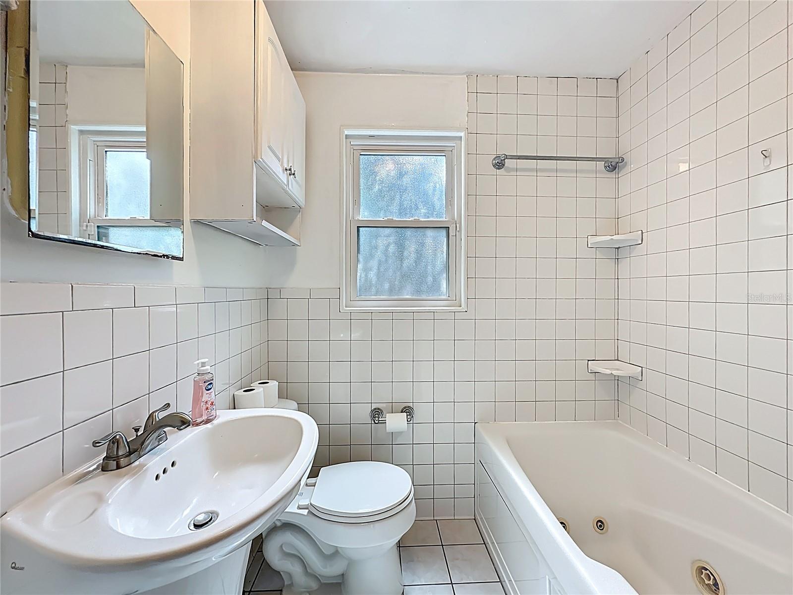 7615 MAYAPPLE RD, JACKSONVILLE, FL, 32211