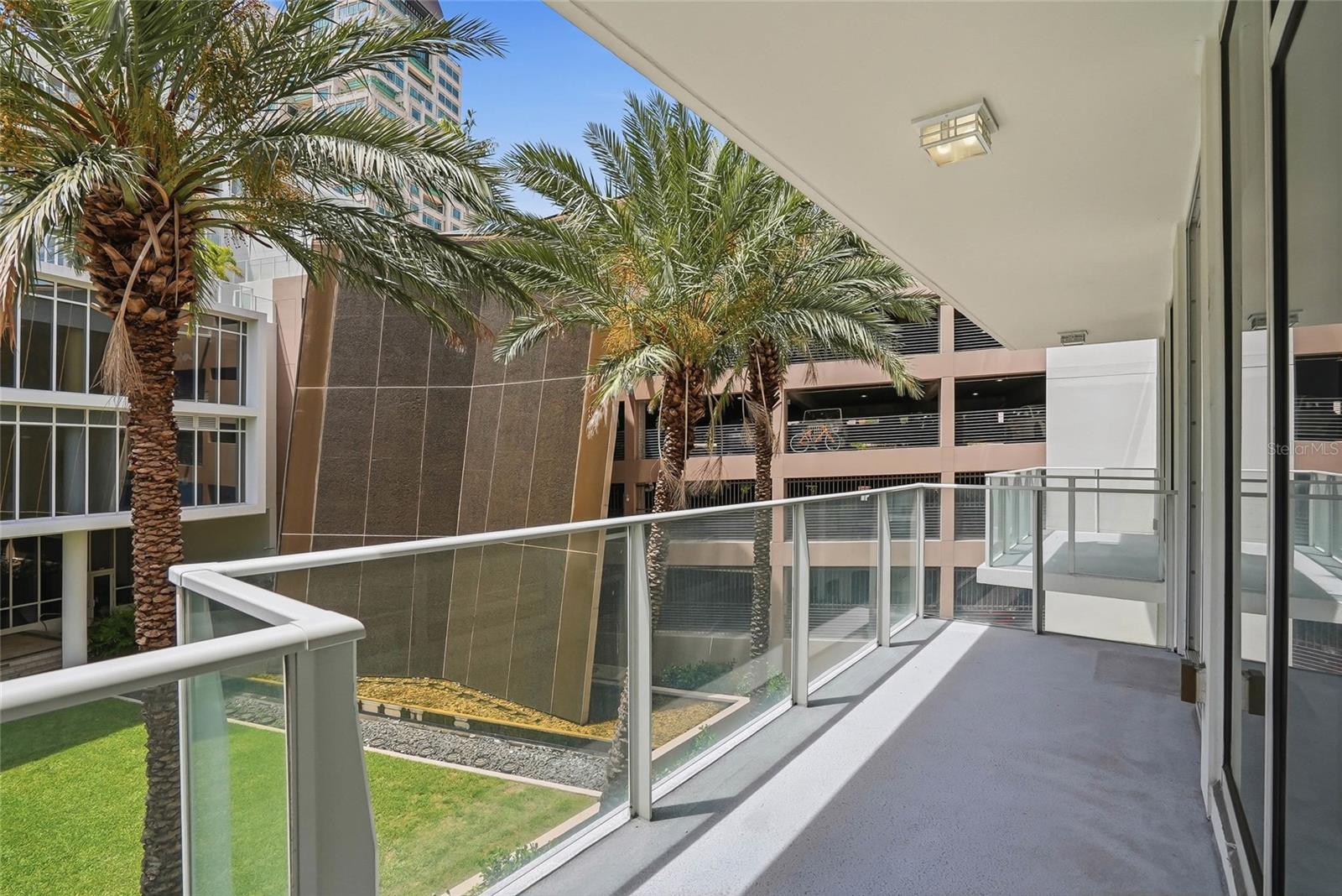 175 1ST ST S #303, ST PETERSBURG, FL, 33701