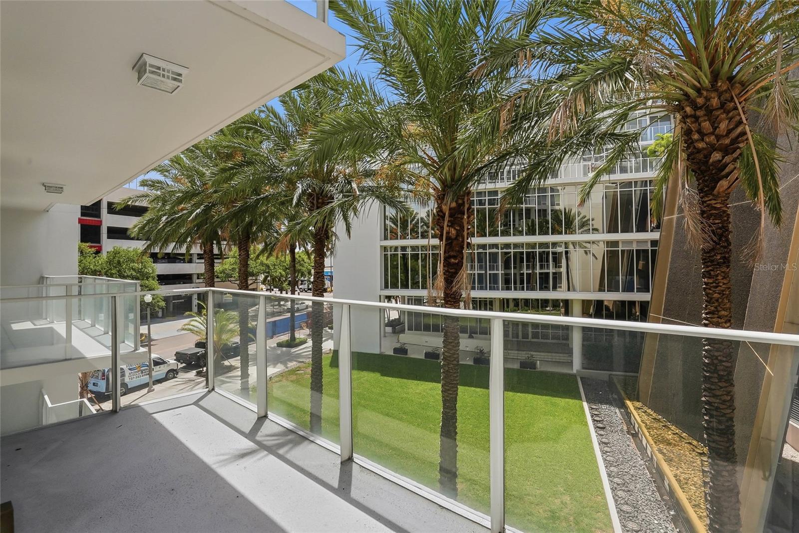 175 1ST ST S #303, ST PETERSBURG, FL, 33701