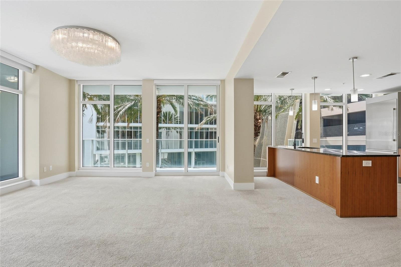 175 1ST ST S #303, ST PETERSBURG, FL, 33701